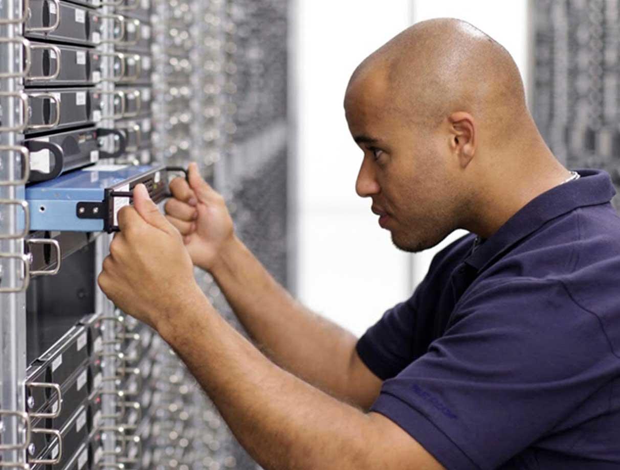 数据中心与网络设施